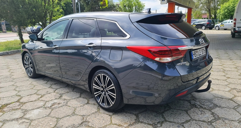 Hyundai i40 cena 54900 przebieg: 170231, rok produkcji 2016 z Tarnobrzeg małe 781